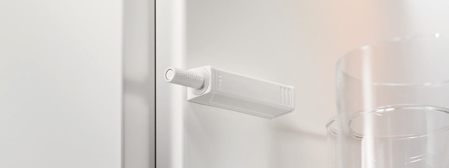 Blum Tip-on Touch Latch For